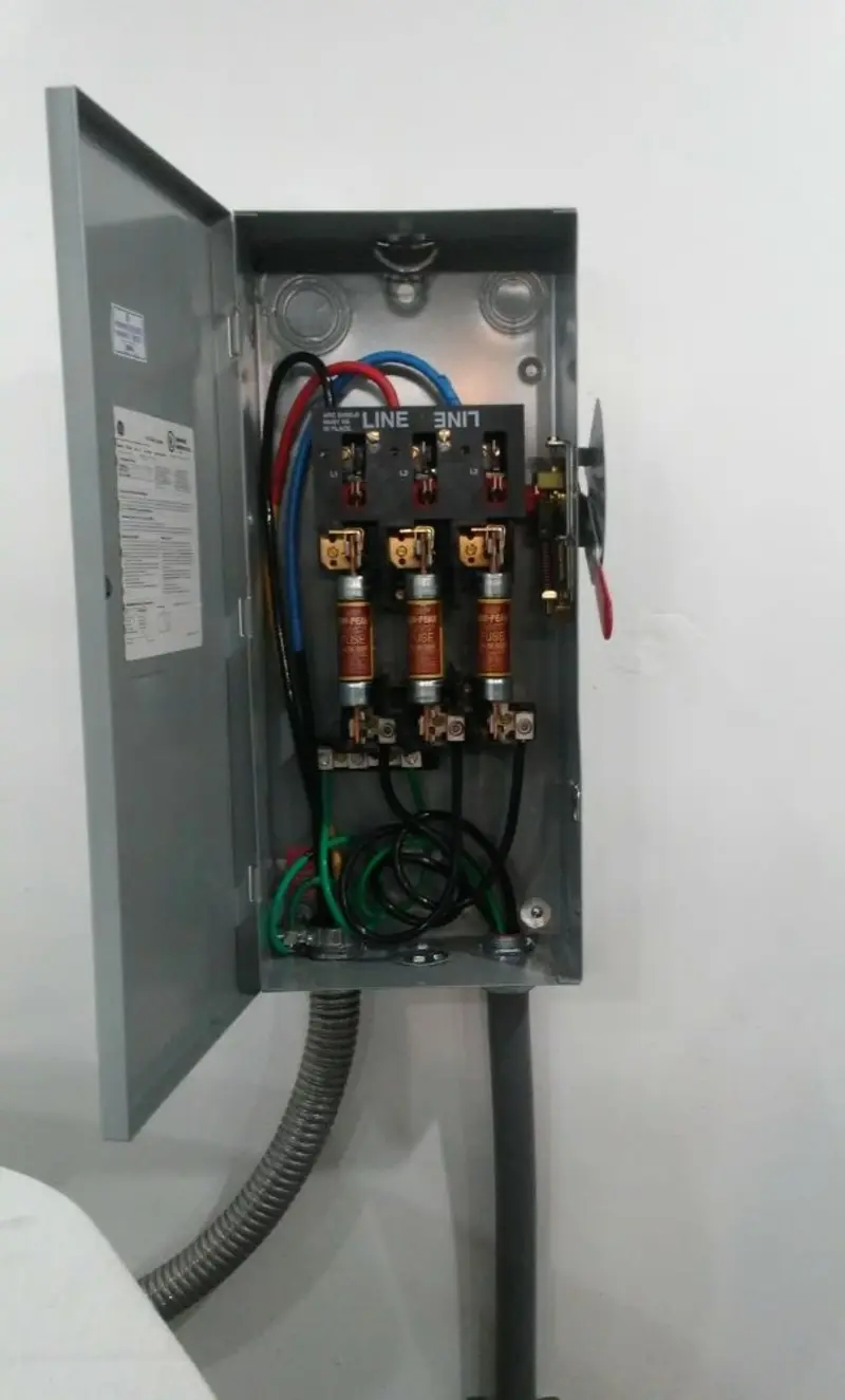 Three-phase disconnect switch installed for Electrical Wiring & Rewiring in Sumner